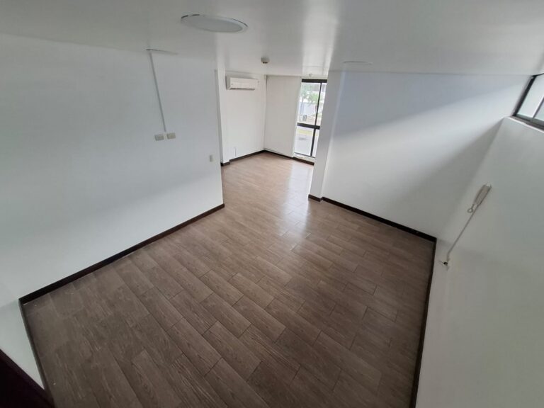 WhatsApp Image 2025-12-18 at 1.40.33 PM (1)